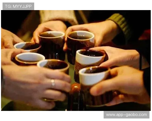 8个人玩的游戏真人版适合朋友聚会的精彩娱乐推荐